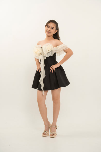 Jasmine in Black